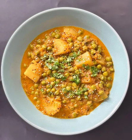 Aloo Matar Gravy