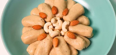 Kaju Roll