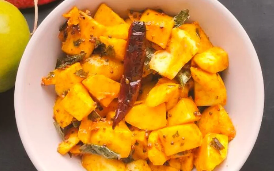 Dr Sheela's Instant Raw Mango Pickle hero image
